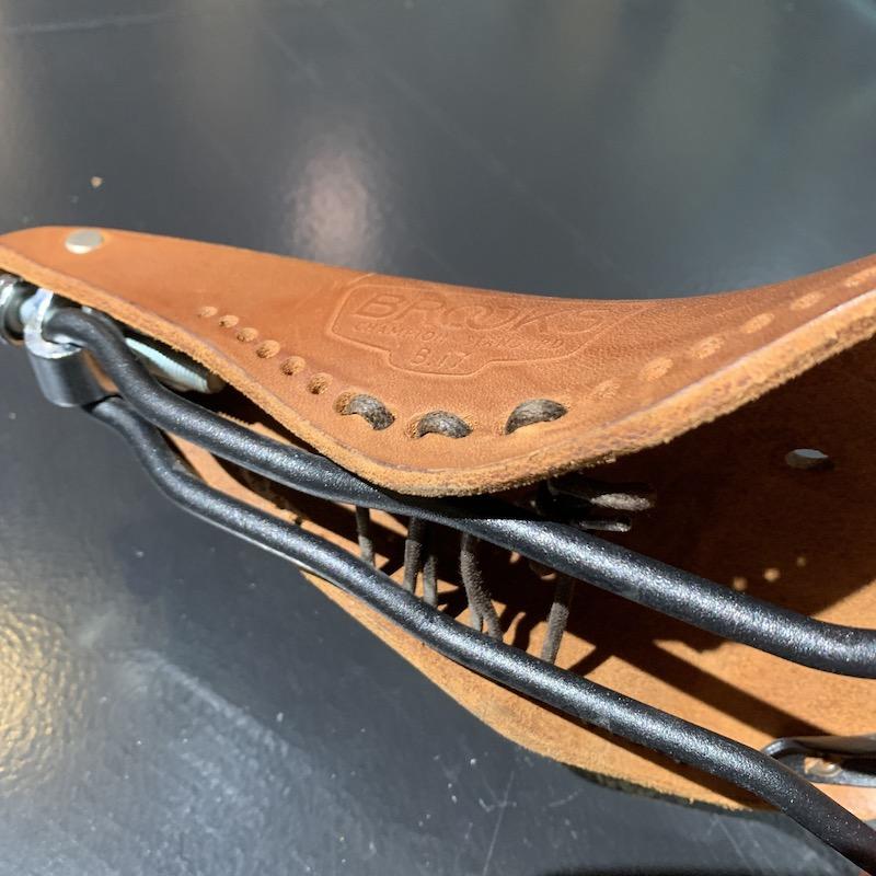 Brooks レザーサドルは硬い Diatec Brooks レザーサドルは硬い Diatec