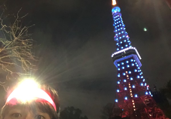 東京タワーの麓をナイトランニング